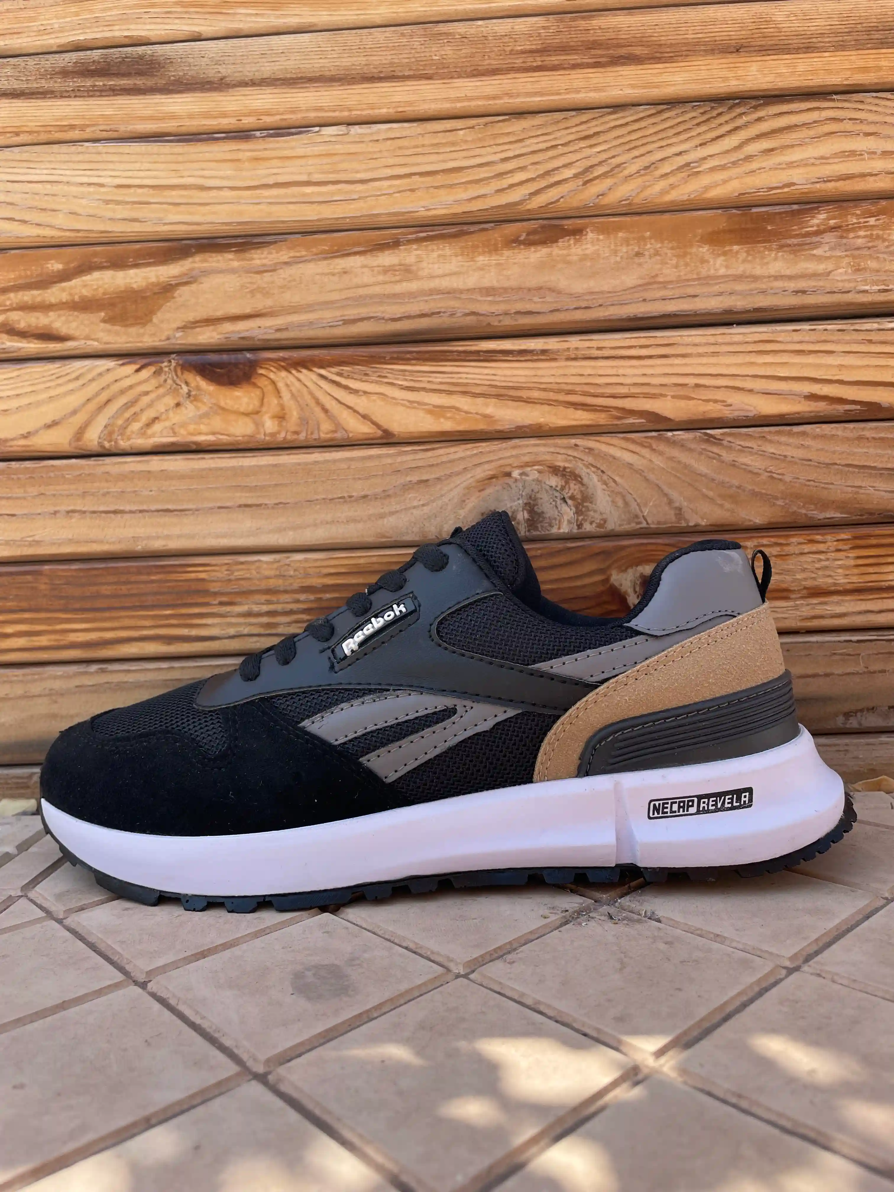 ریبوک مشکی کاراملی