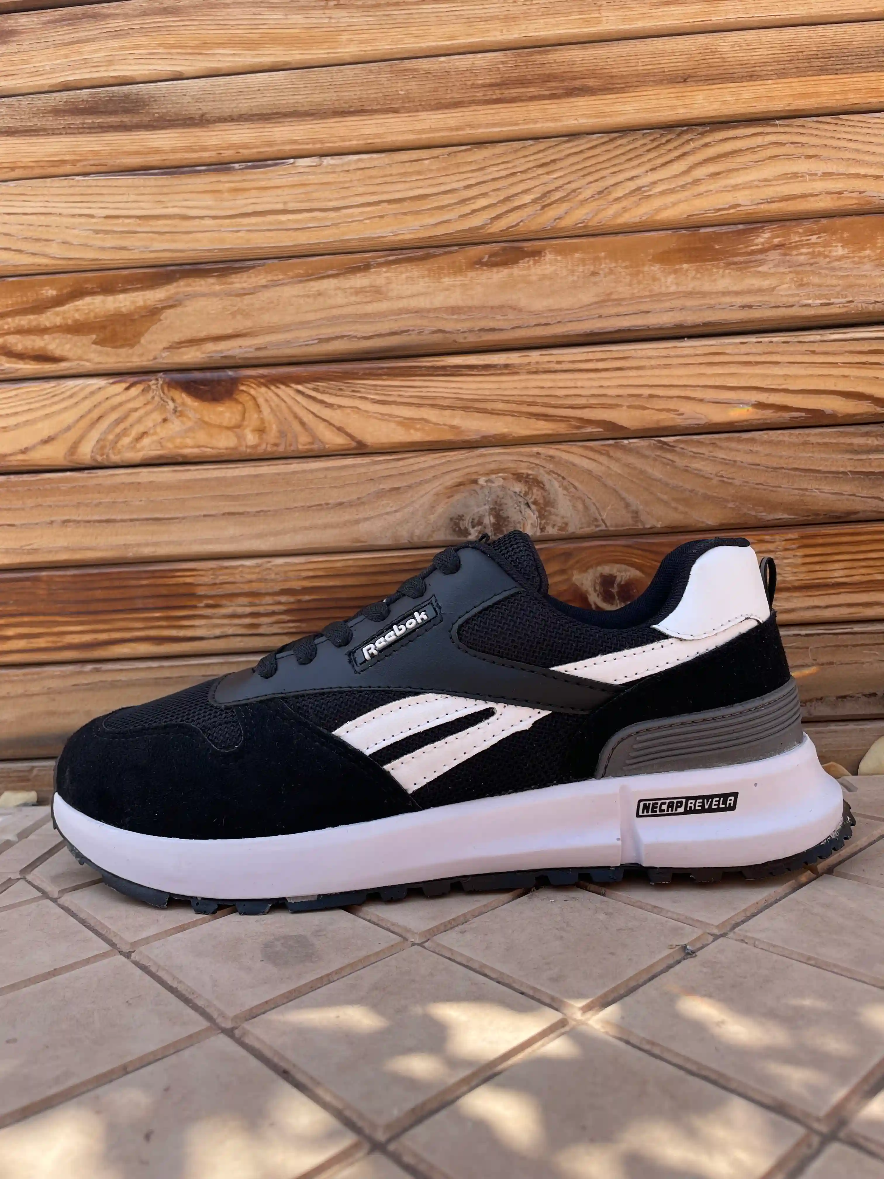 ریبوک مشکی سفید