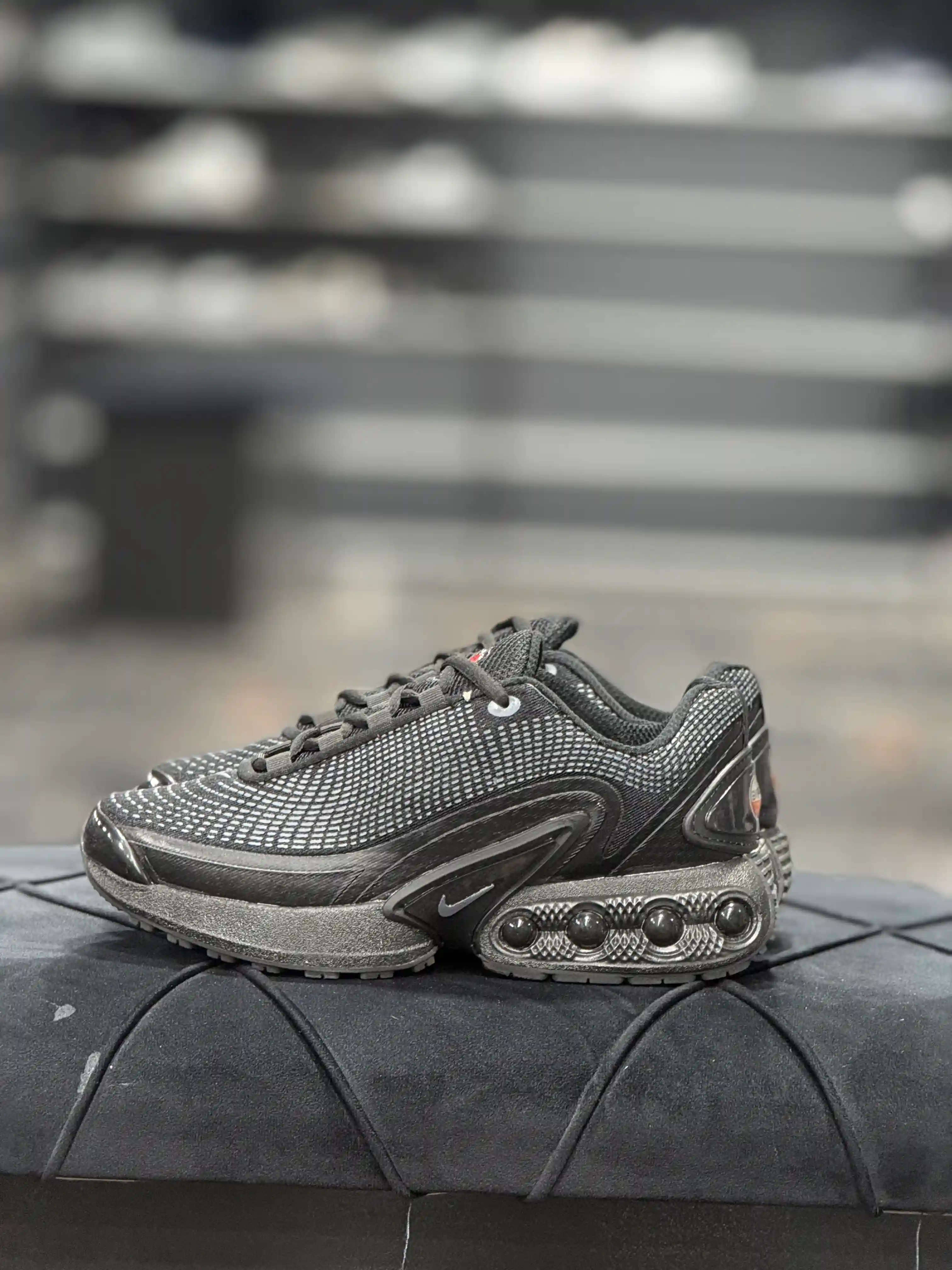 نایکAirmax کد۳۴۴