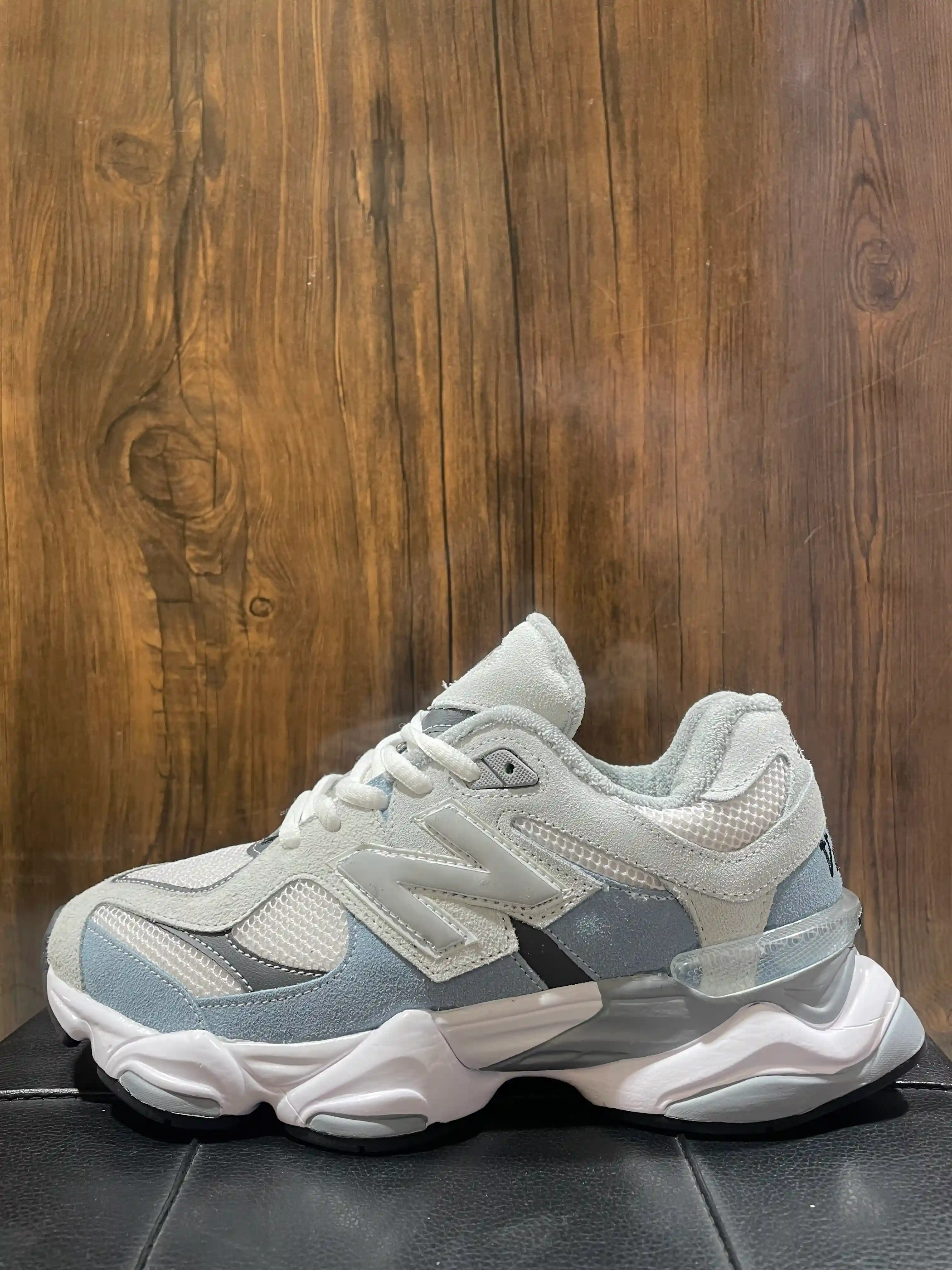 نیوبالانس ۹۰۶۰ طوسی آبی